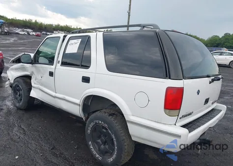 1997 GMC Jimmy Sls из США, поврежденный, VIN 1GKDT13WXV2569372